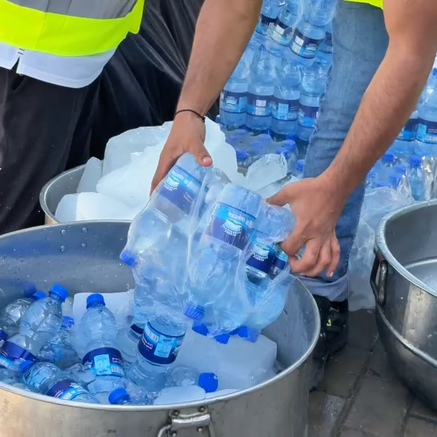 💧 Heat Relief Station
