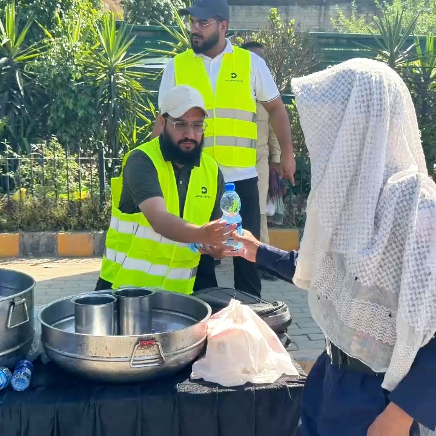 💧 Heat Relief Station