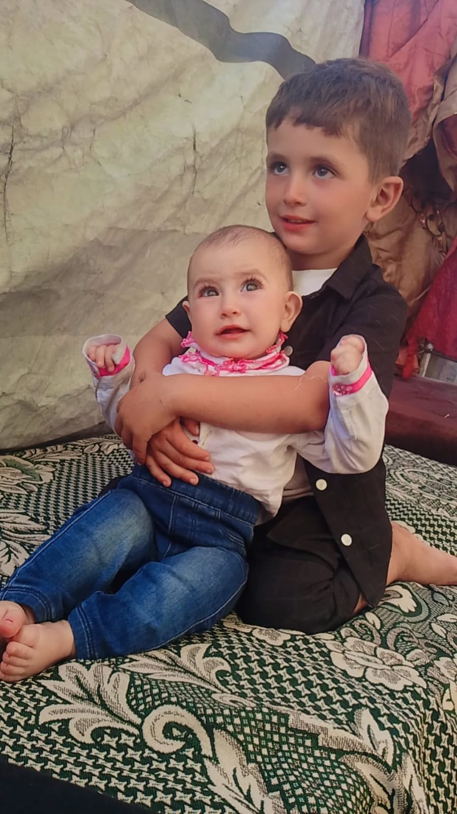 Zee - Help a Father Care for His Sick Wife and Two Little Ones in a Tent